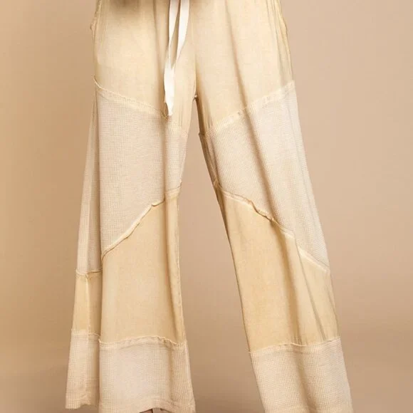 PP28 POL Black BETTY gray loose knit culotte pants featuring ribbed fabrication - Picture 3 of 4